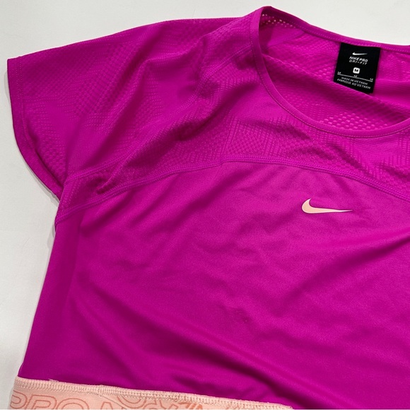 Women’s Nike Pro Crop Top Pink Short Sleeve Medium - Picture 4 of 9